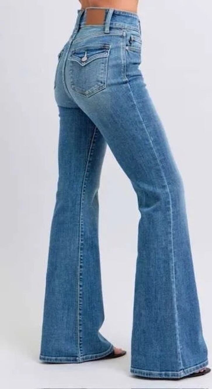 JUDY BLUE Flare High Rise Button Flap Pocket Dark Wash Stretch Jeans